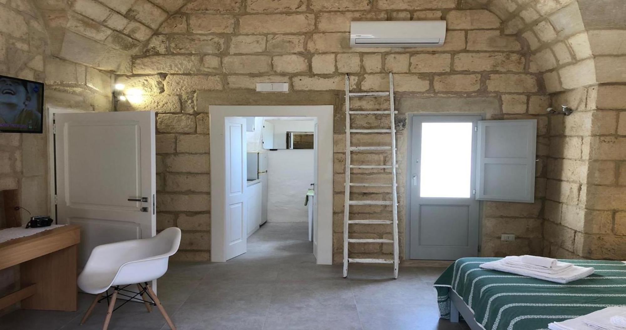 Odegos Monolocali Vico Sant'Antonio Βίλα Carpignano Salentino Εξωτερικό φωτογραφία