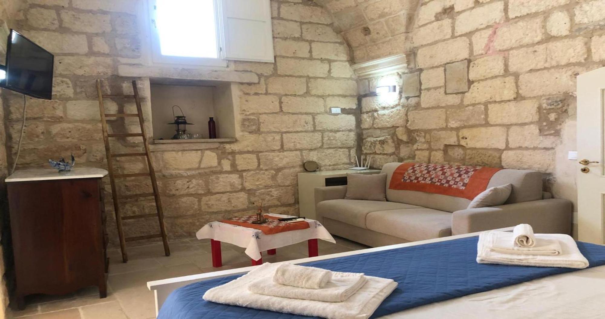 Odegos Monolocali Vico Sant'Antonio Βίλα Carpignano Salentino Εξωτερικό φωτογραφία