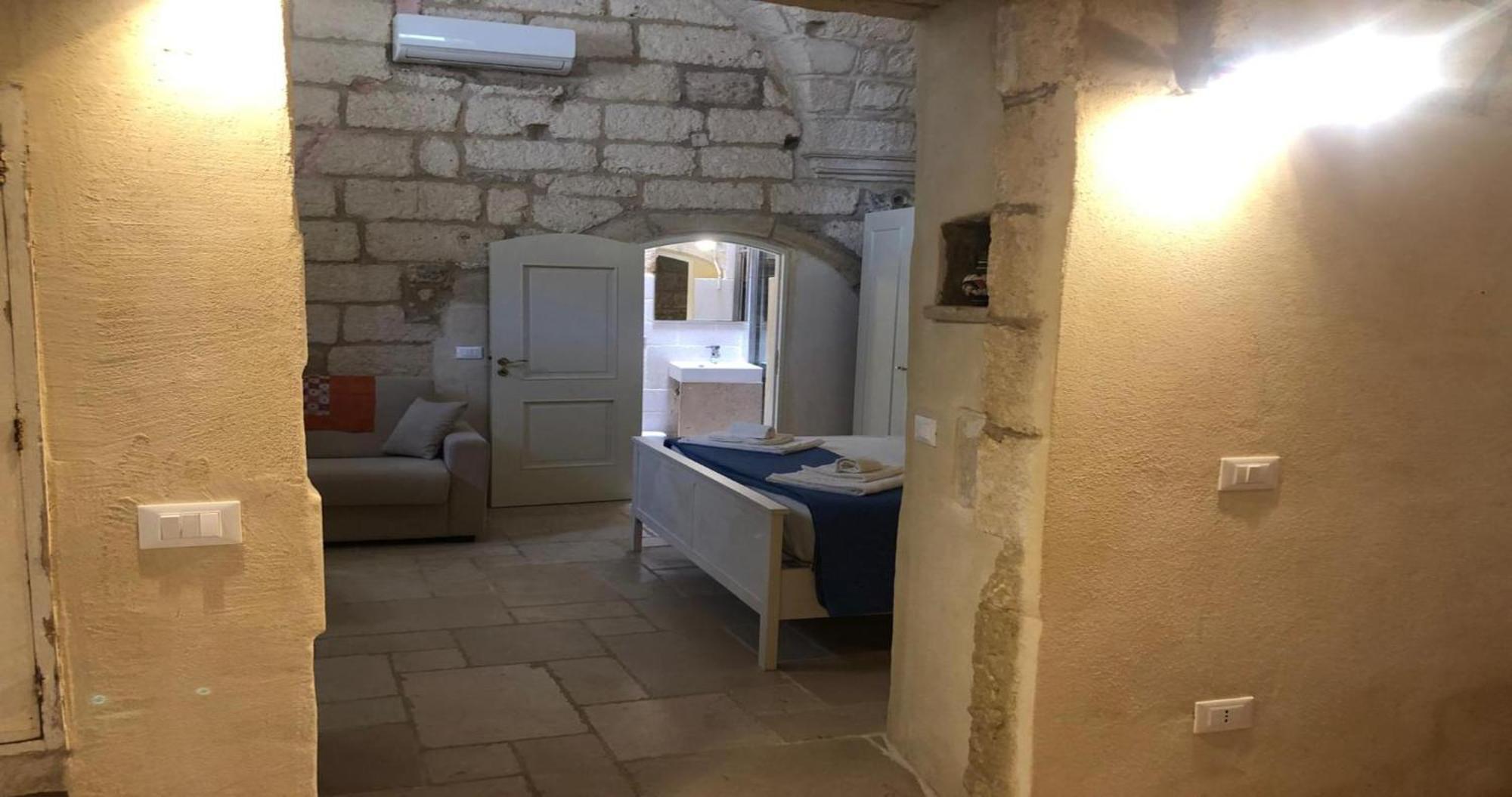Odegos Monolocali Vico Sant'Antonio Βίλα Carpignano Salentino Εξωτερικό φωτογραφία